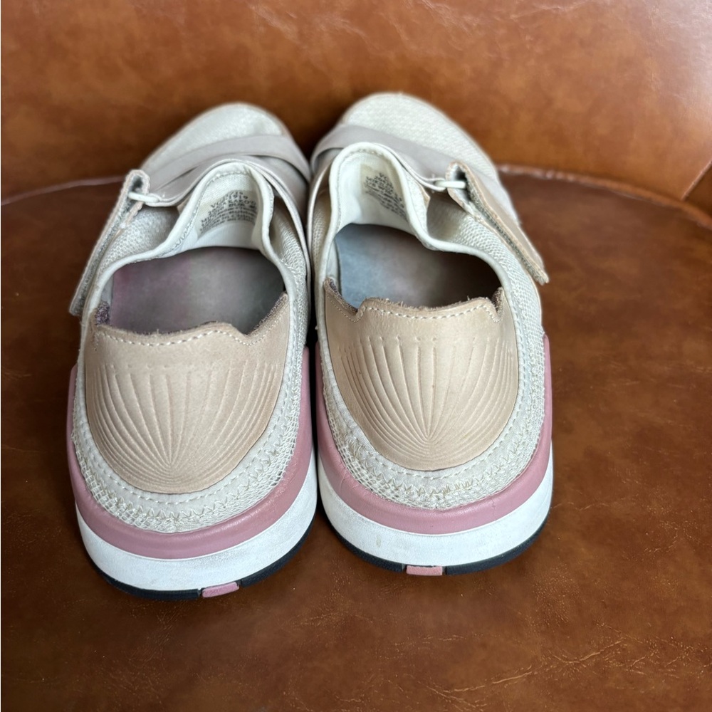 Olukai Mikilua Kako’o Women's Beige Pink Leather Slip On Strap Sneakers Size 10 - Picture 6 of 9
